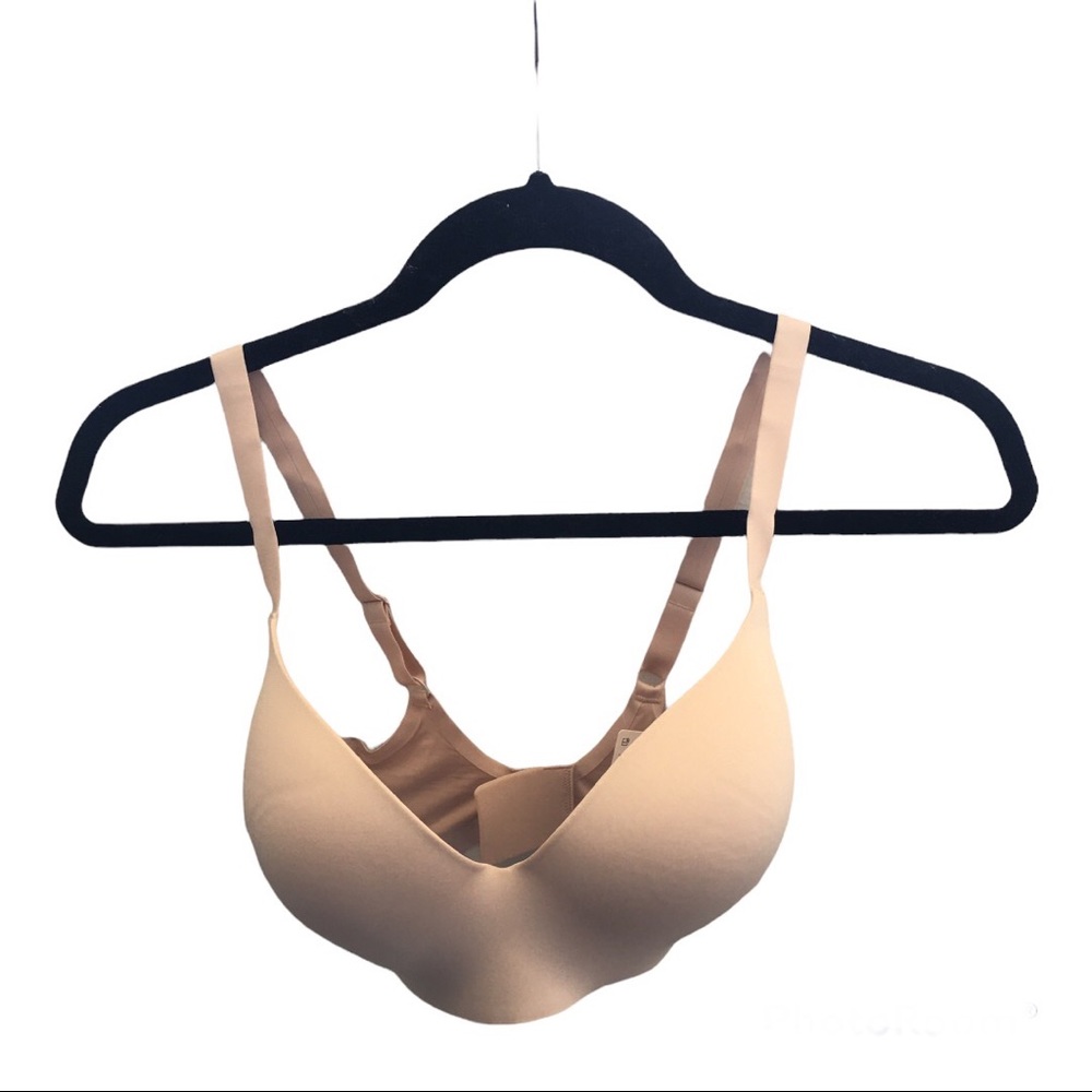 NWT Uniqlo wireless bra
